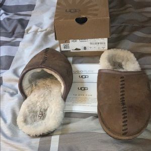 Men’s UGG slides